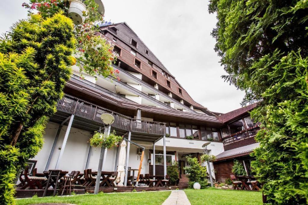Alpin Resort Apartments Deluxe 2406 Poiana Brasov Exterior foto